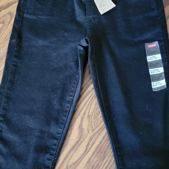 Levi Jeans - Picture 2 of 8